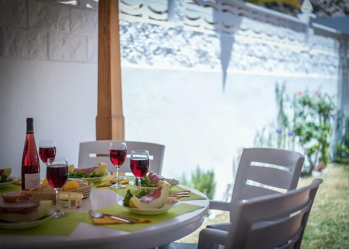 Atlantic View With Jacuzzi *