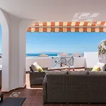Atlantic View With Jacuzzi וילה
